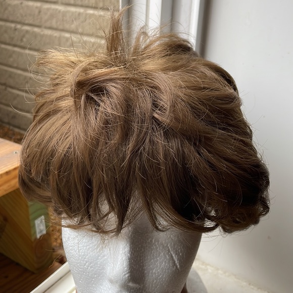 NWT 8” medium brown unisex x short hair wig bangs wavy soft mens wig messy crown - Picture 15 of 16